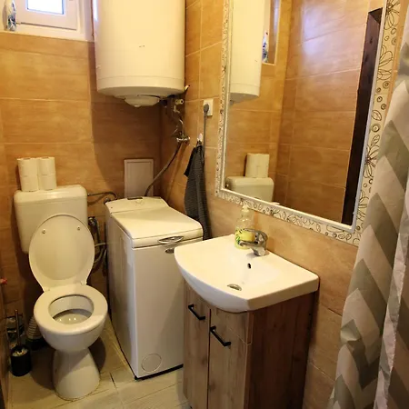 Aron Διαμέρισμα